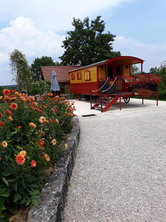 La Roulotte De Bourgogne Brianny Exterior foto